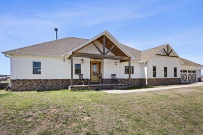 /international/us/4503-dogwood-lane-ozark-ar-110098213312/?lang=en