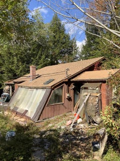 /international/us/103-loon-cove-lane-winthrop-me-110120459928/