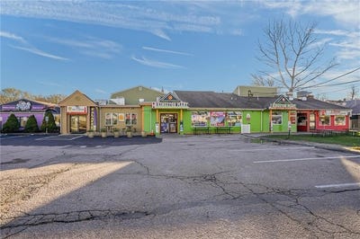 /international/us/100-fortin-street-south-kingstown-ri-110103625482/