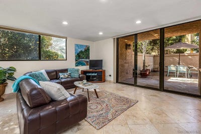 /international/us/2420-torrey-pines-rd-la-jolla-ca-110099121751/