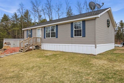 /international/us/525-sand-road-haverhill-nh-110106624261/