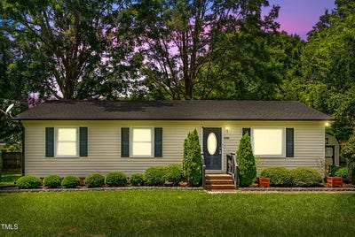 /international/us/1108-s-6th-lillington-nc-110101012758/