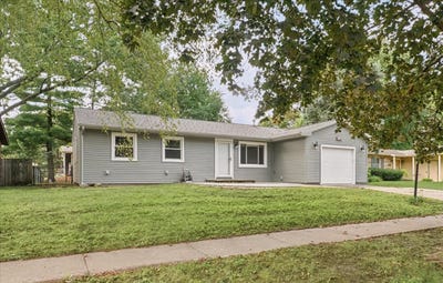 /international/us/2105-blackthorn-drive-champaign-il-110119961647/