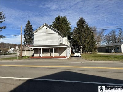 /international/us/5456-e-lake-road-dewittville-ny-110108659101/