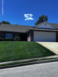 /international/us/4313-kendallwood-court-jefferson-city-mo-110107865798/