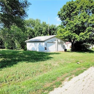 /international/us/213-s-pine-street-colony-ks-110105334483/