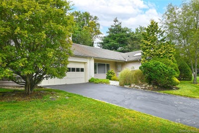 /international/us/8-south-drive-roslyn-ny-110107961970/