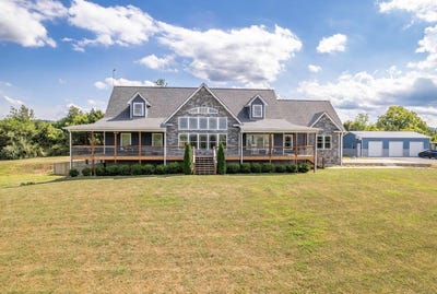 /international/us/305-maywood-road-stanford-ky-110101215816/