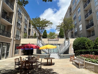 /international/us/1315-east-boulevard-charlotte-nc-110102915946/