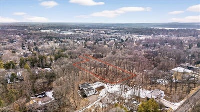/international/us/7602-erie-avenue-chanhassen-mn-110120453656/