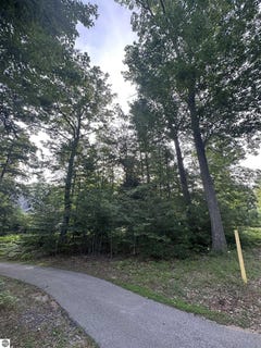 /international/us/7-deer-park-glen-arbor-mi-110101145583/?lang=zh-cn