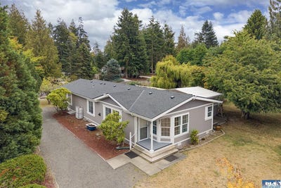 /international/us/251-heather-circle-port-angeles-wa-110110329607/