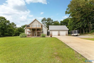 /international/us/201-freeman-drive-danville-al-110108960791/