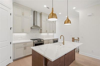 /international/us/905-shire-elm-street-johns-creek-ga-110108399515/