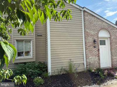 /international/us/1538-kensington-drive-hagerstown-md-110108736892/
