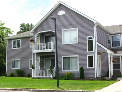 /international/us/712-birchwood-park-drive-middle-island-ny-110097934770/