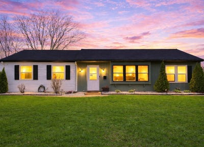 /international/us/1320-elm-drive-schaumburg-il-110107335026/