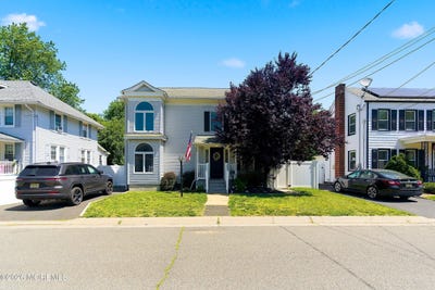 /international/us/45-compton-street-belford-nj-110108739604/