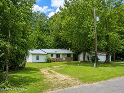 /international/us/1135-joe-dear-road-harrisville-ms-110107986307/