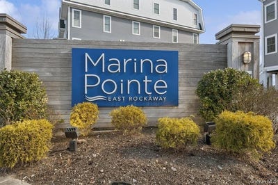 /international/us/622-marina-pointe-drive-east-rockaway-ny-110105281642/