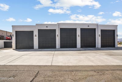 /international/us/2030-commander-dr-lake-havasu-city-az-110100985707/?lang=zh-tw