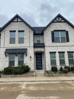 /international/us/1919-diyaa-court-farmers-branch-tx-110108259250/