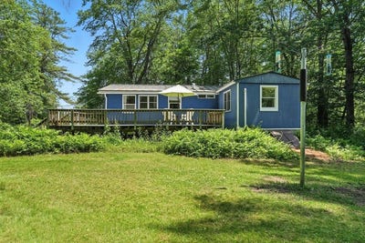 /international/us/26-e-northfield-rd-northfield-ma-110100584799/