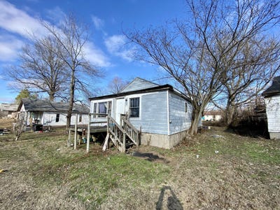 /international/us/615-barnes-street-providence-ky-110106278349/