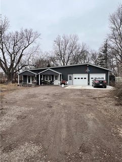 /international/us/2493-231st-avenue-madison-mn-110106297146/