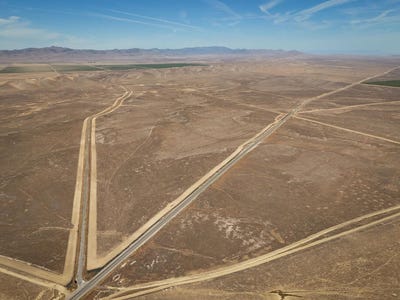 /international/us/51-highway-33-kettleman-city-ca-110098778425/