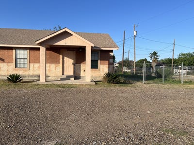 /international/us/3272-tesoro-loop-eagle-pass-tx-110108545861/