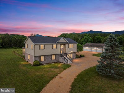 /international/us/312-southern-drive-strasburg-va-110108821688/