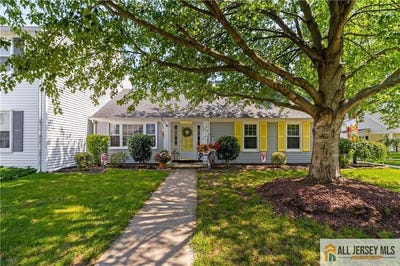 /international/us/74-amherst-lane-monroe-nj-110109515365/