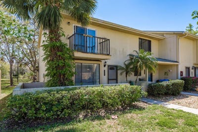 /international/us/9037-pebble-creek-drive-tampa-fl-110098019068/
