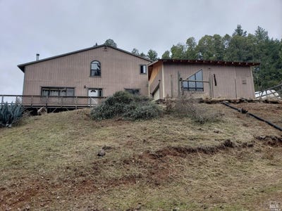 /international/us/29600-timberline-road-willits-ca-110108578971/