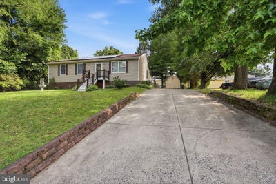 /international/us/664-walnut-avenue-feasterville-trevose-pa-110109065666/