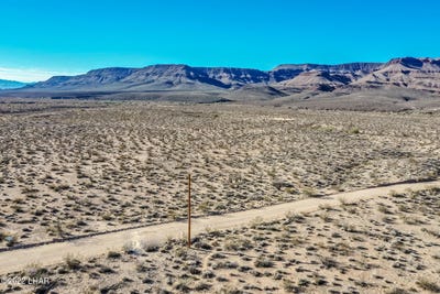 /international/us/105a-w-sunset-rd-yucca-az-110074454092/?lang=zh-tw