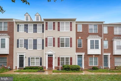 /international/us/43084-center-street-chantilly-va-110110344068/