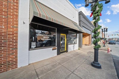 /international/us/116-w-main-street-union-sc-110104258892/