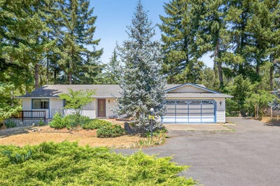 /international/us/230-blackwell-drive-grants-pass-or-110101361218/