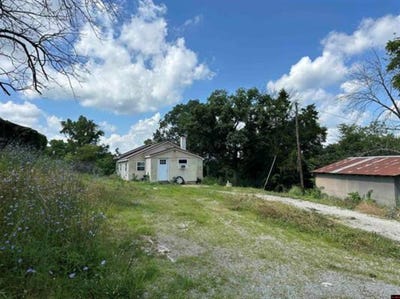 /international/us/1383-hwy-125-n-yellville-ar-110100507561/