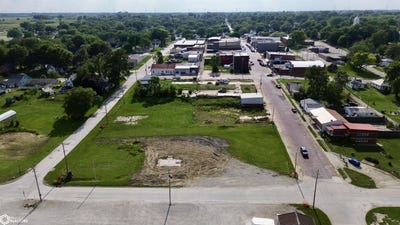 /international/us/202-main-st-street-bedford-ia-110100209786/