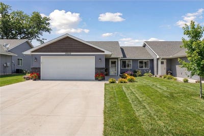 /international/us/38820-maple-court-north-branch-mn-110106318534/