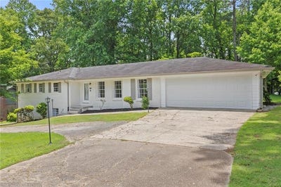 /international/us/6181-shallow-wood-lane-douglasville-ga-110108496154/