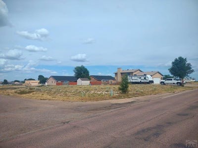 /international/us/711-e-hahns-peak-ave-pueblo-west-co-110101153817/?lang=zh-tw