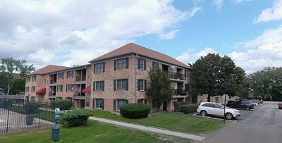 /international/us/1728-fayette-walk-hoffman-estates-il-110108298159/