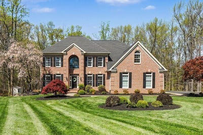 /international/us/2323-queensbury-dr-fallston-md-110107382057/