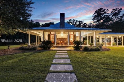 /international/us/165-golda-drive-ridgeland-sc-110102166694/