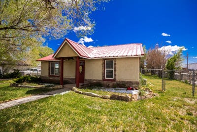 /international/us/1398-e-335-s-vernal-ut-110107536007/