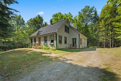 /international/us/378-mingo-loop-road-rangeley-me-110101585265/